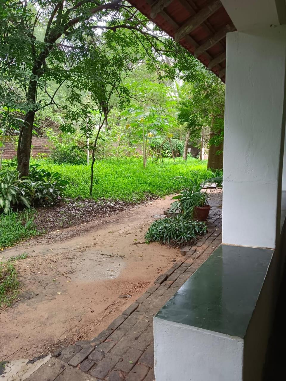 Isai Ambalam Guest House ポンディシェリ エクステリア 写真