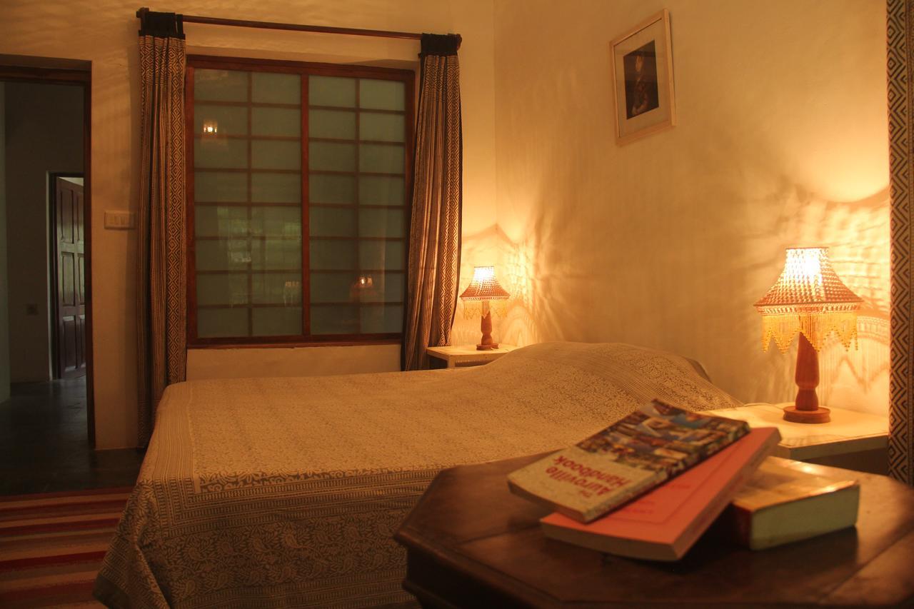Isai Ambalam Guest House ポンディシェリ エクステリア 写真