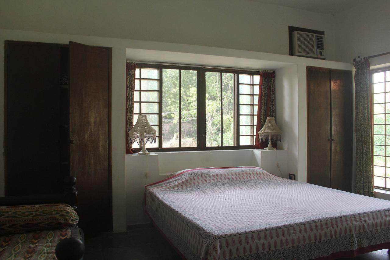 Isai Ambalam Guest House ポンディシェリ エクステリア 写真